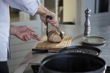 Avvolgere la carne.